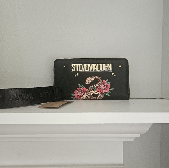 NWT Steve Madden BZip Lunar New Year snake wristlet - Picture 2 of 5